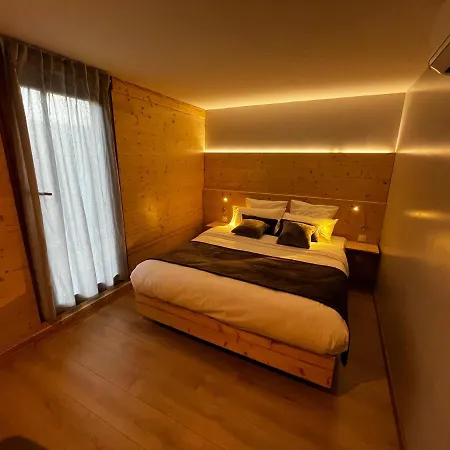 9Wagram Hotel Boutique Le Mans Exterior photo