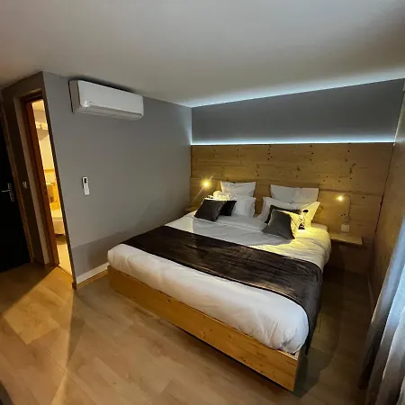 9Wagram Hotel Boutique Le Mans Exterior photo