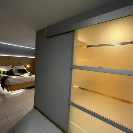 9Wagram Hotel Boutique Le Mans Exterior photo